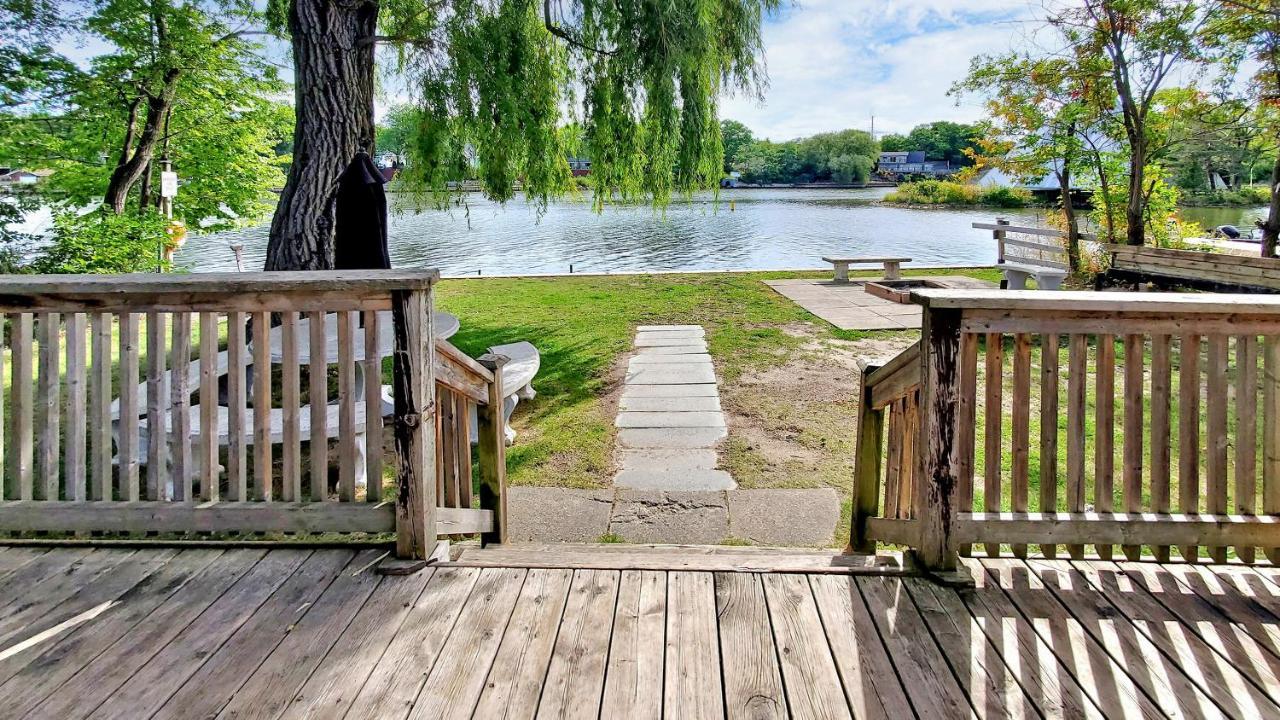Main Beach River Retreat - Wasaga Beach 1 - Main Strip - 95 Mosley St Ngoại thất bức ảnh