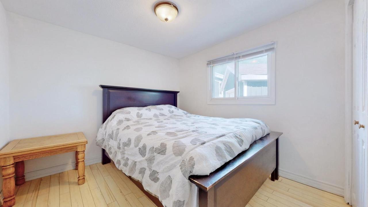 Main Beach River Retreat - Wasaga Beach 1 - Main Strip - 95 Mosley St Ngoại thất bức ảnh