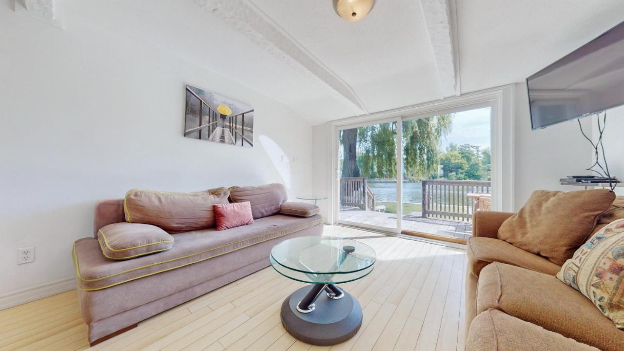 Main Beach River Retreat - Wasaga Beach 1 - Main Strip - 95 Mosley St Ngoại thất bức ảnh