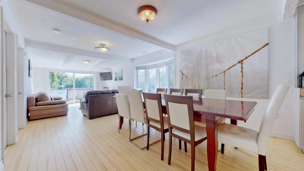 Main Beach River Retreat - Wasaga Beach 1 - Main Strip - 95 Mosley St Ngoại thất bức ảnh