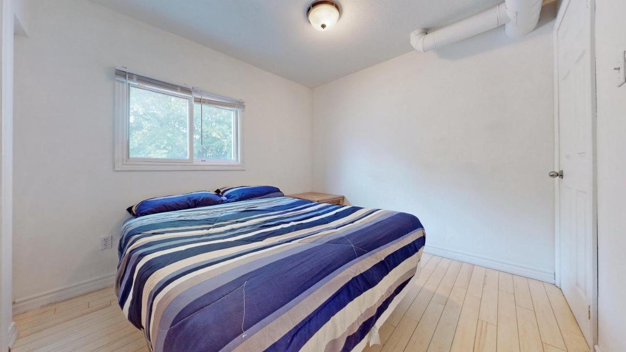 Main Beach River Retreat - Wasaga Beach 1 - Main Strip - 95 Mosley St Ngoại thất bức ảnh