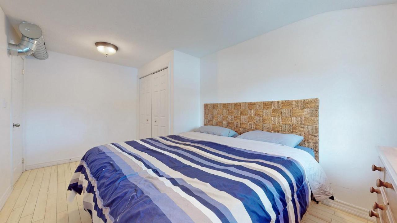 Main Beach River Retreat - Wasaga Beach 1 - Main Strip - 95 Mosley St Ngoại thất bức ảnh