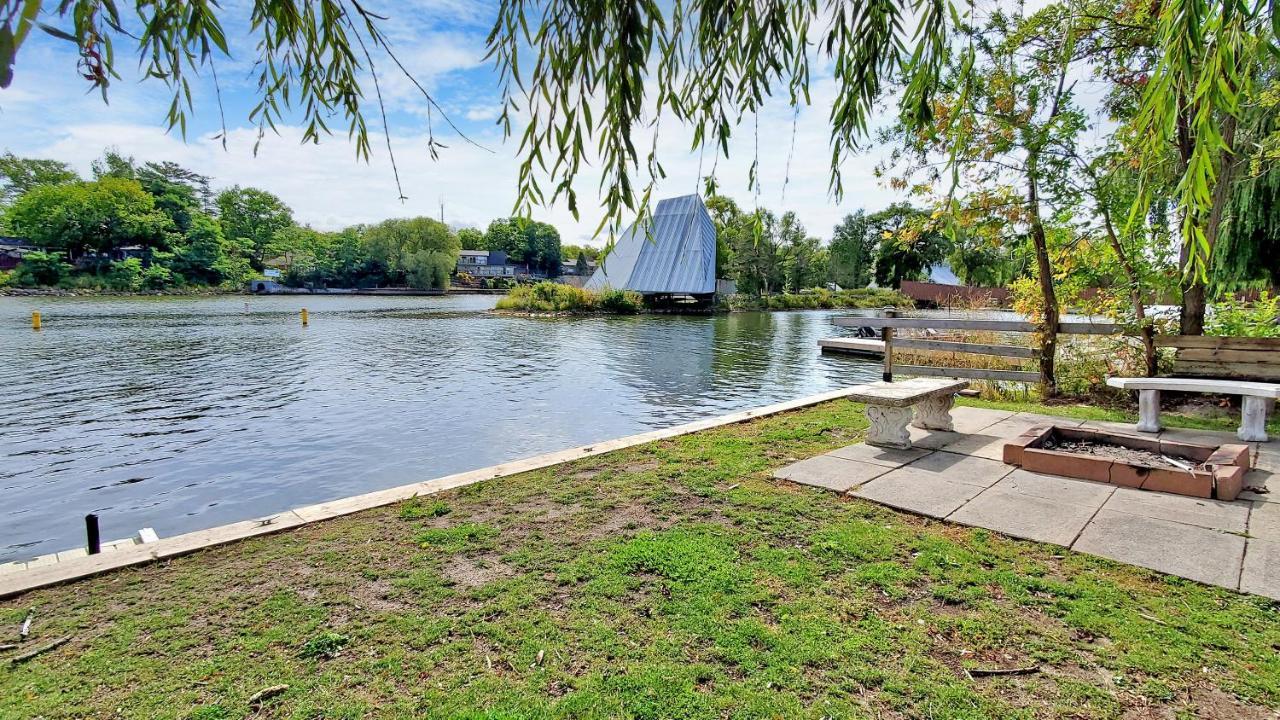 Main Beach River Retreat - Wasaga Beach 1 - Main Strip - 95 Mosley St Ngoại thất bức ảnh